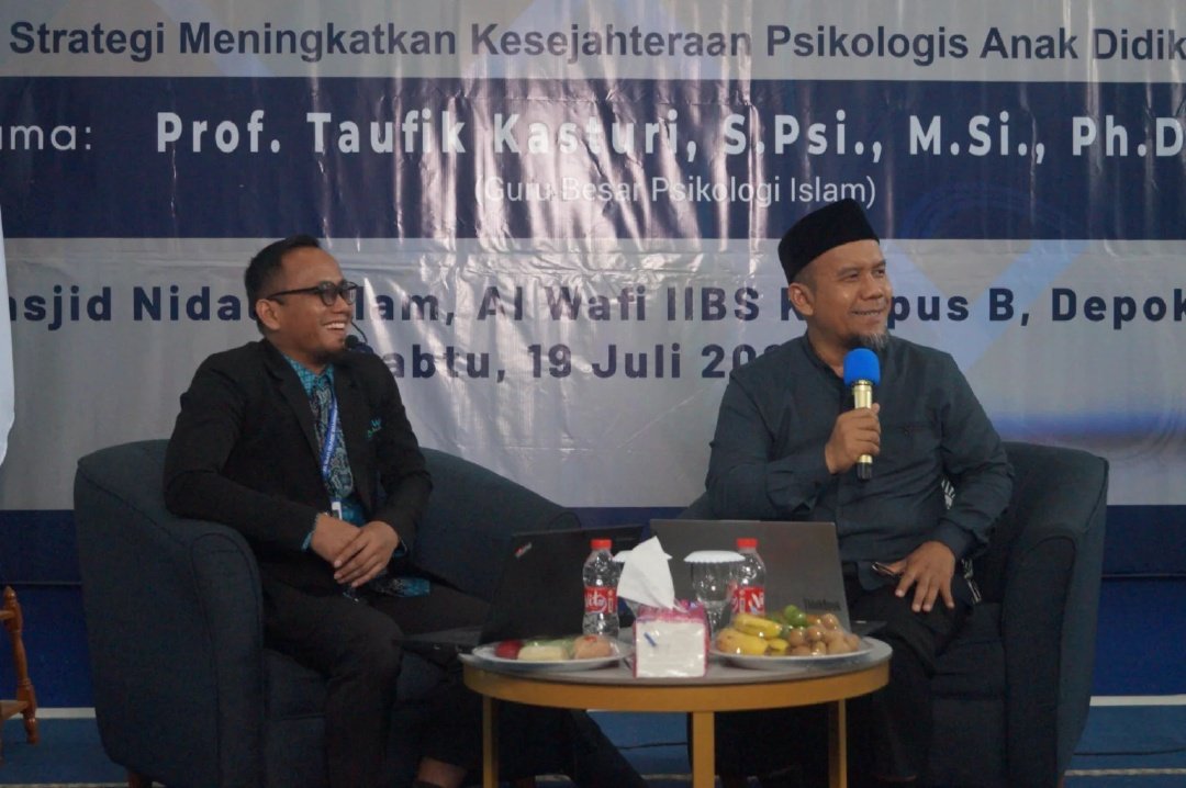 Lebih dari 200 Guru Ikuti Pelatihan Peningkatan Psychological Well-being Siswa di STIT AL Wafi